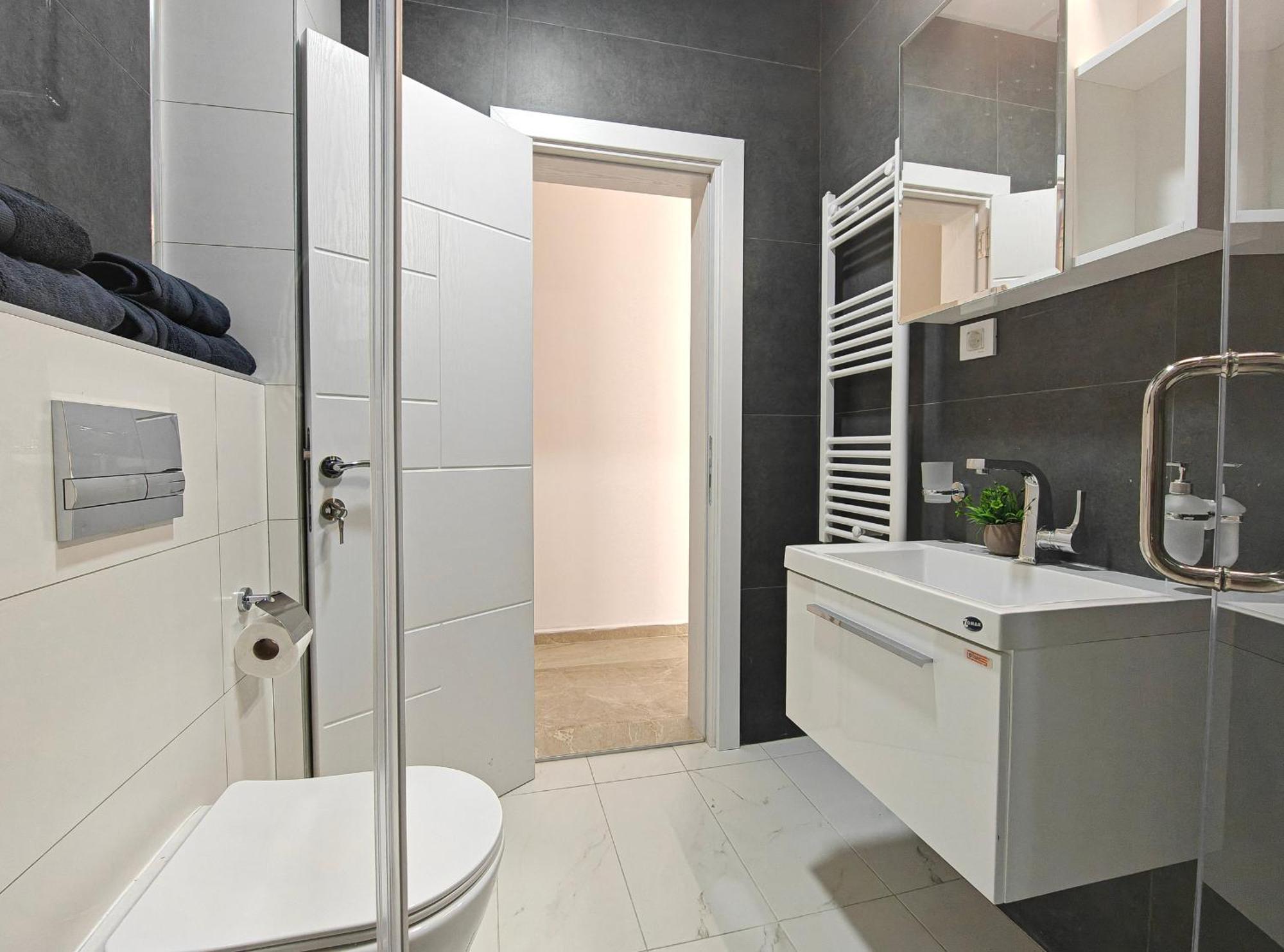 Home Art Apartments スコピエ エクステリア 写真